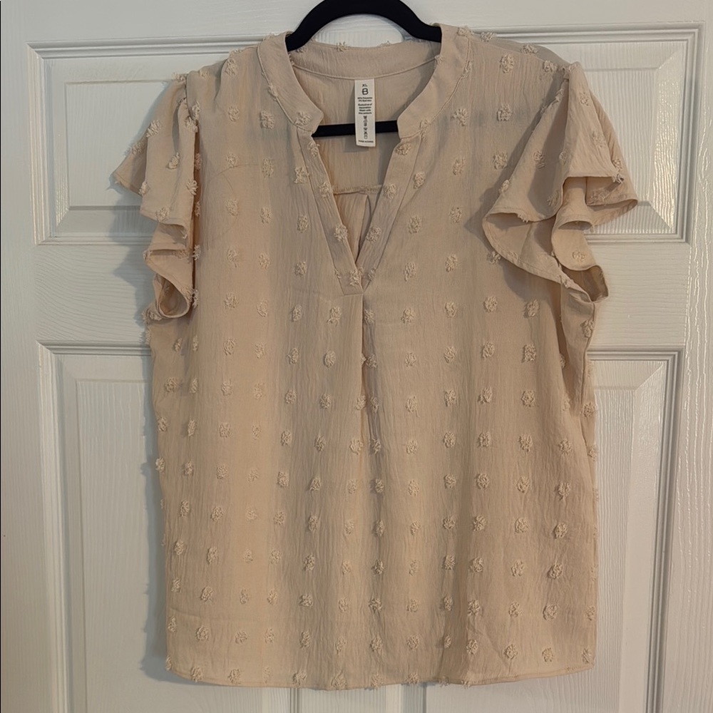 B Cream Ruffle Sleeve Top xl